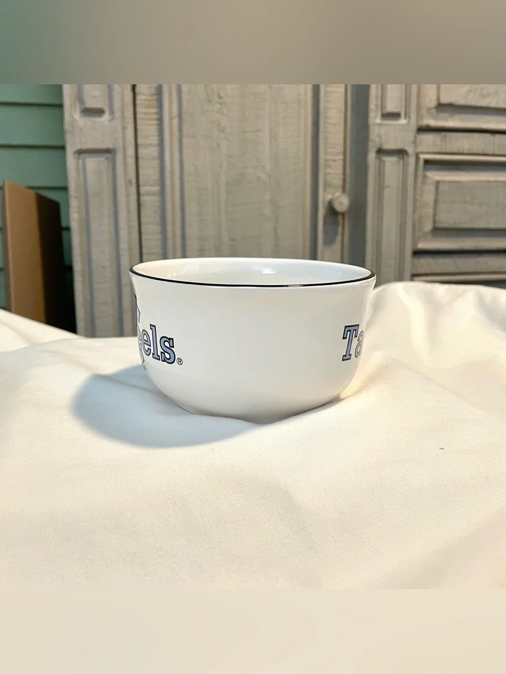 Pfaltzgraff~UNC Tar Heel Soup Bowl - North Carolina USA - Stoneware - Cappuccino